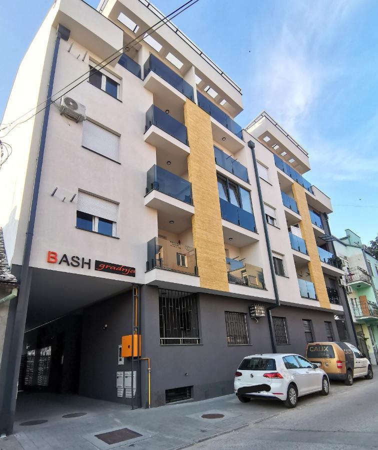 Stan Na Dan M Apartment Novi Sad Exterior foto