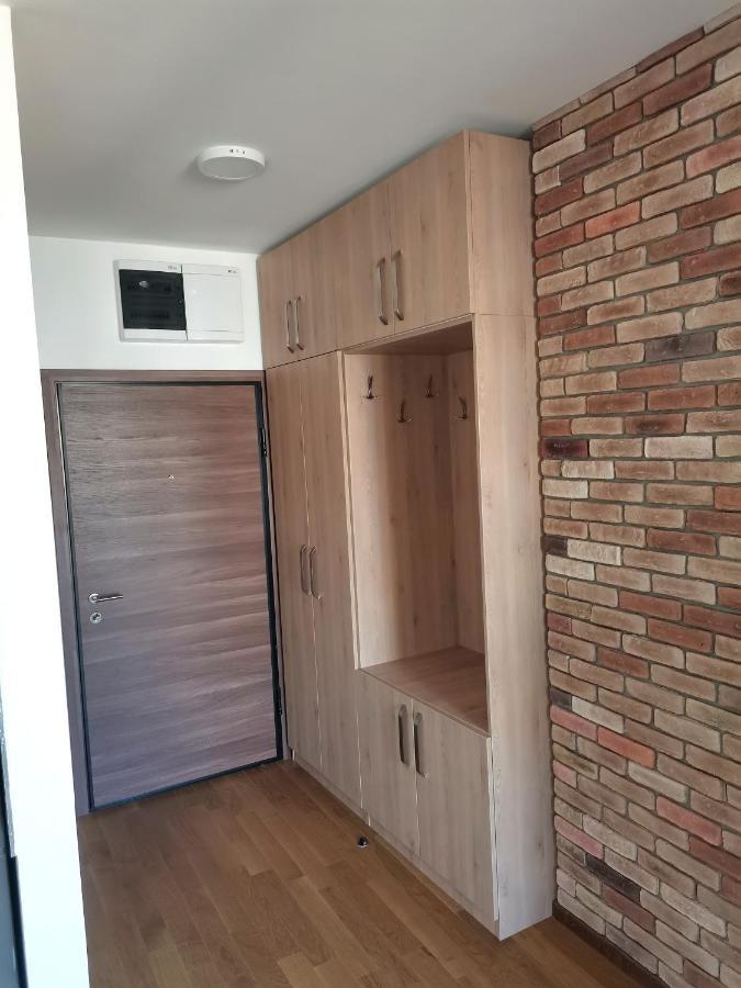 Stan Na Dan M Apartment Novi Sad Exterior foto