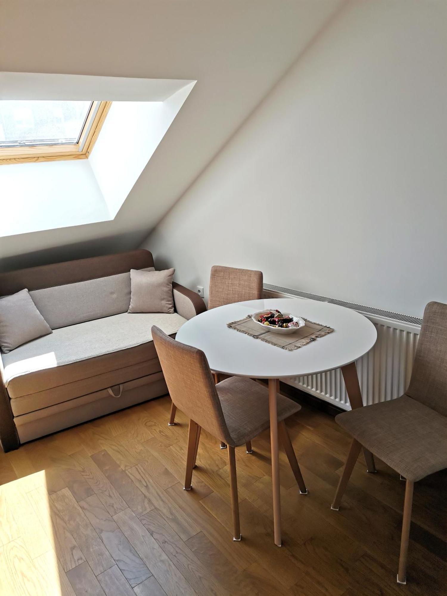 Stan Na Dan M Apartment Novi Sad Exterior foto