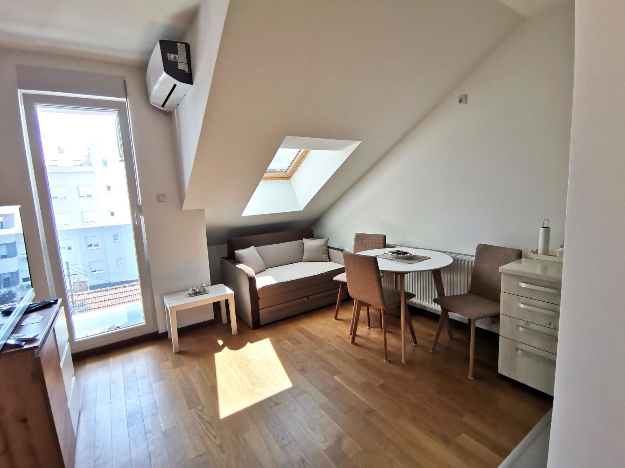 Stan Na Dan M Apartment Novi Sad Exterior foto